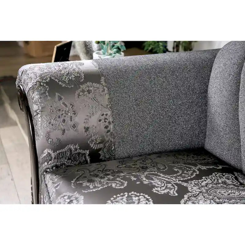 Traditionelles Chenille-Sofa mit Zierleisten aus Holz
